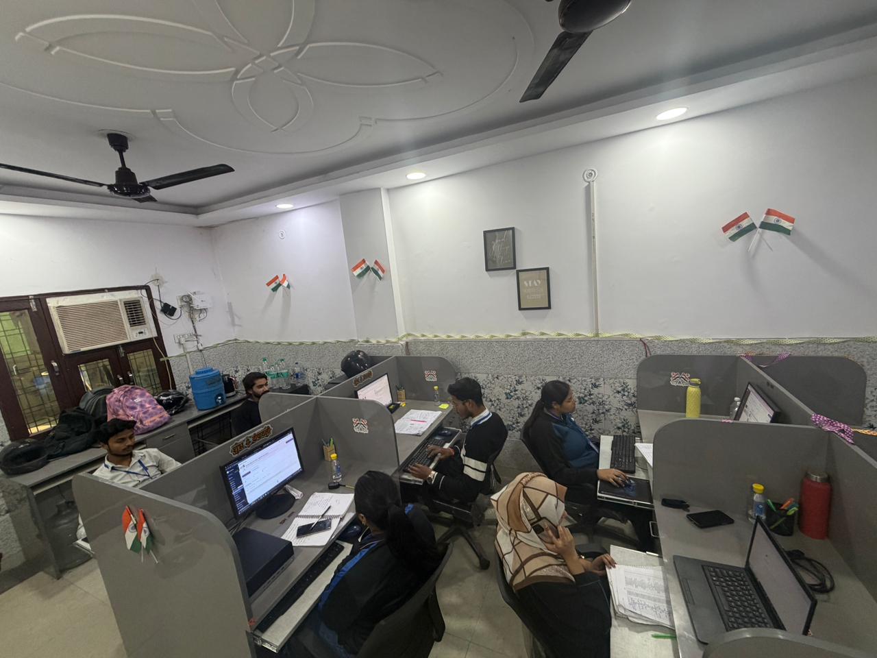 Open Lounge & Relax Area